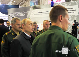 LED медиаколонна для стенда Министерства обороны РФ